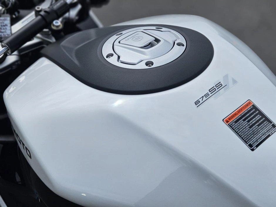2026 Cfmoto 675 Ss alt