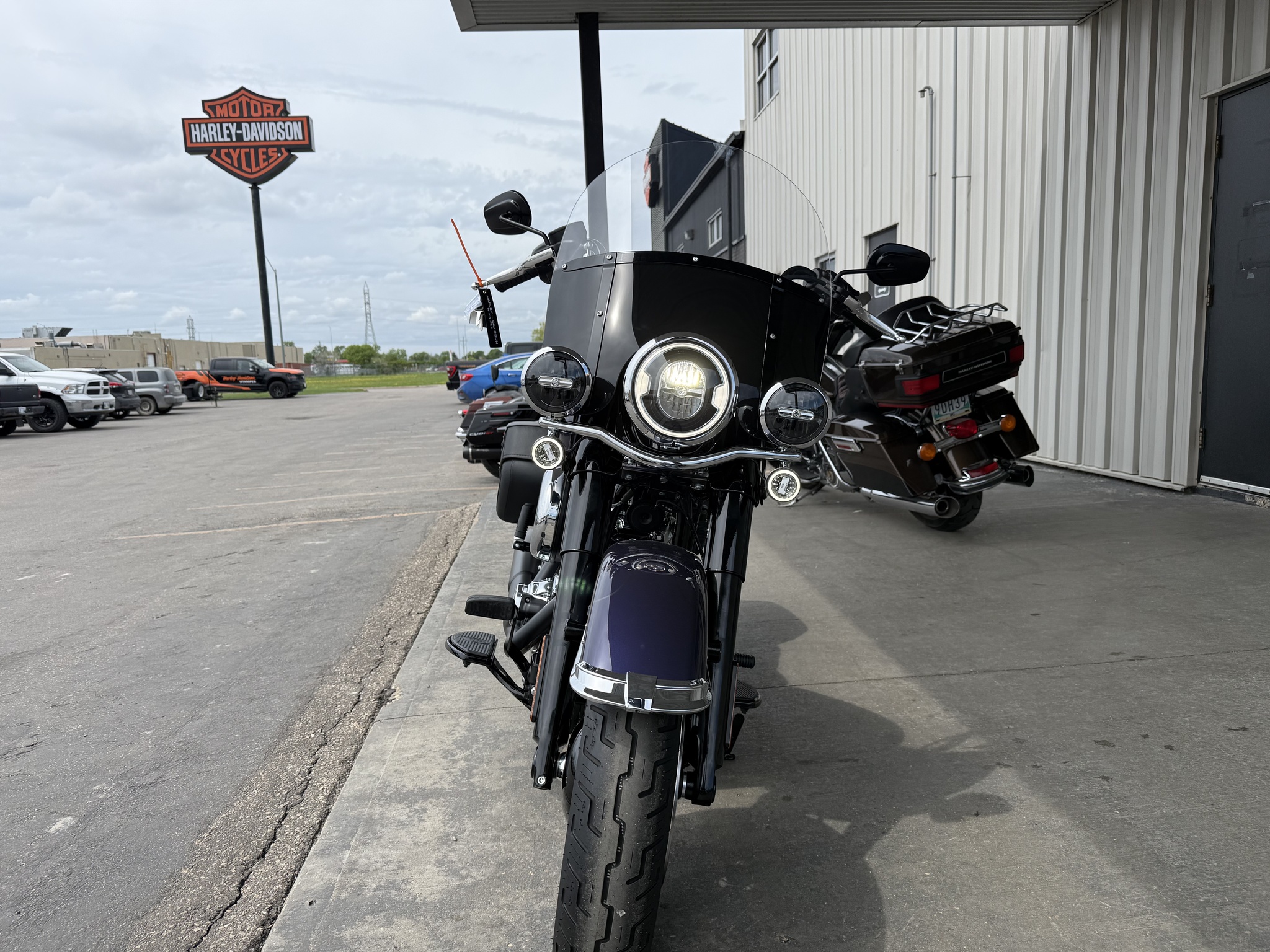 2026 Harley-Davidson HERITAGE CLASSIC thumbnail 11