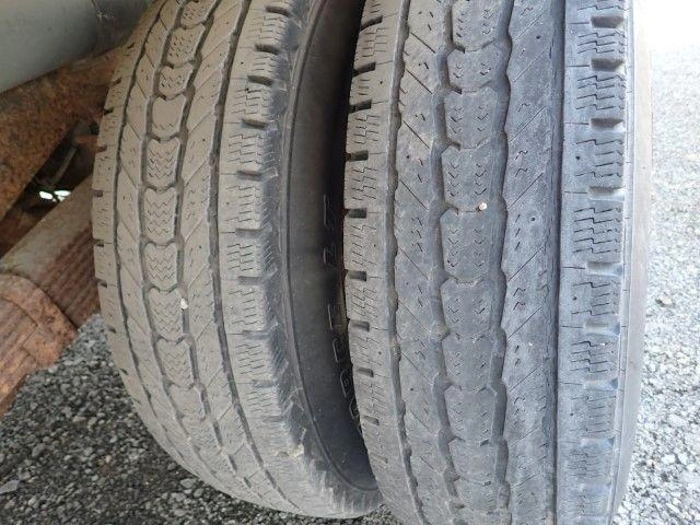 Ford E-450 2004