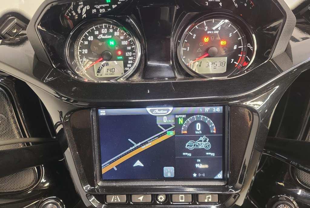 2024 Indian Motorcycle CHALLENGER DH thumbnail 12