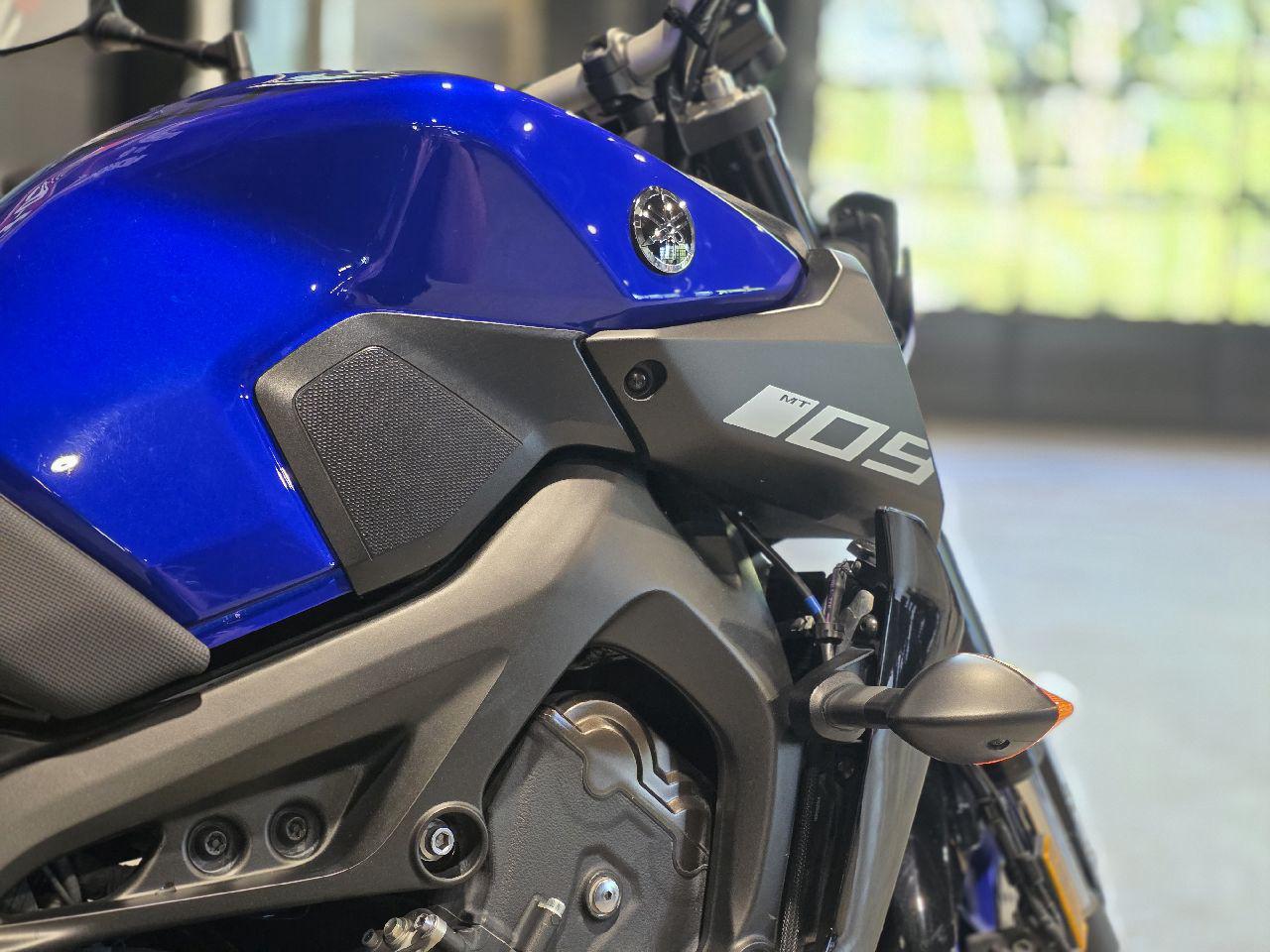 2019 Yamaha MT09 thumbnail 7