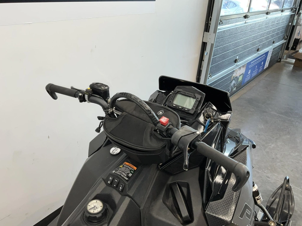 Polaris 800 Pro Rmk 155 2017 alt