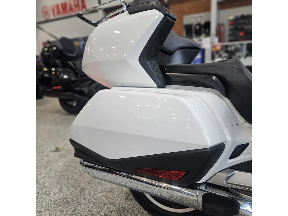 2018 Honda Goldwing alt