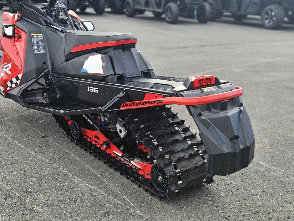 Polaris 9r Indy Xcr 136 2025 alt