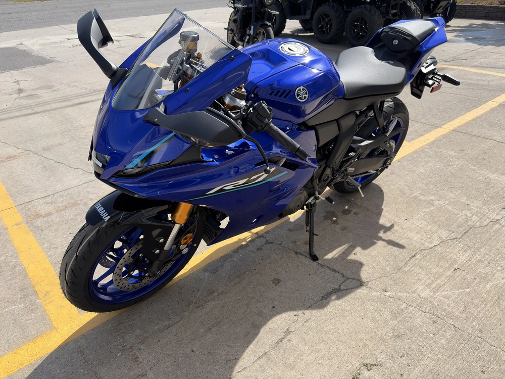 Yamaha Yzf-r7 2026 alt