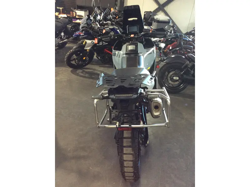 2024 HUSQVARNA NORDEN 901