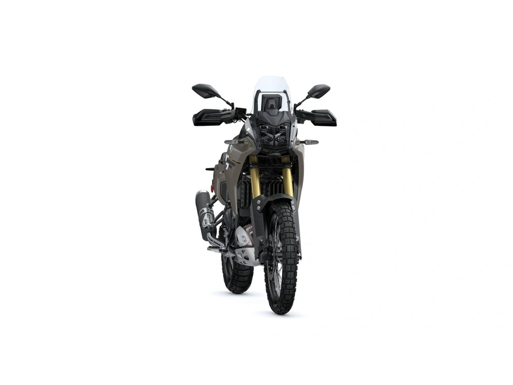 2026 Yamaha Tenere 700 alt