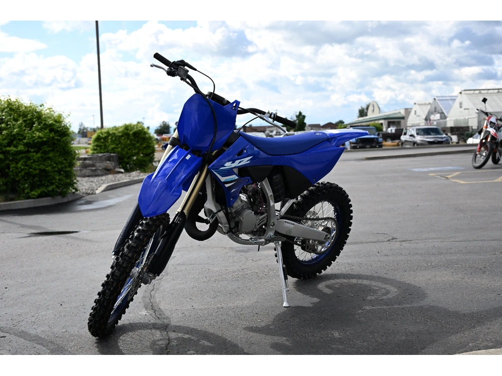 2025 Yamaha Yz125x alt