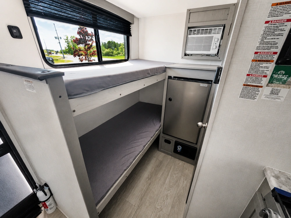 2026 Coachmen Clipper 12bh alt