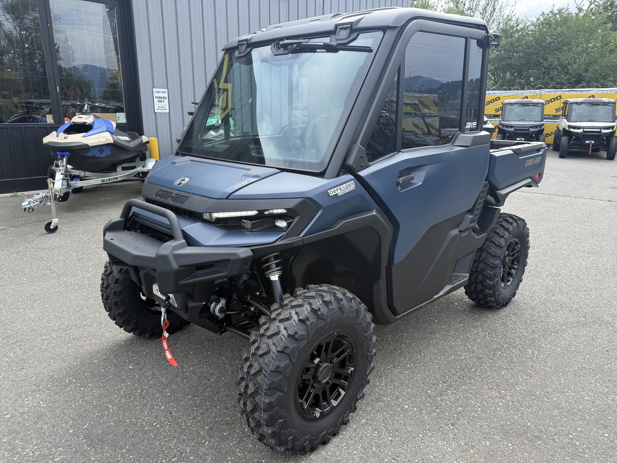 2026 Can-Am DEFENDER LIMITED CAB HD11 thumbnail 3