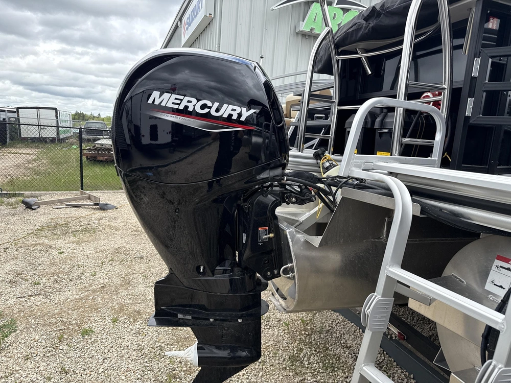 2026 Lowe Boats Sf Rear Fishing Station Sf212 alt