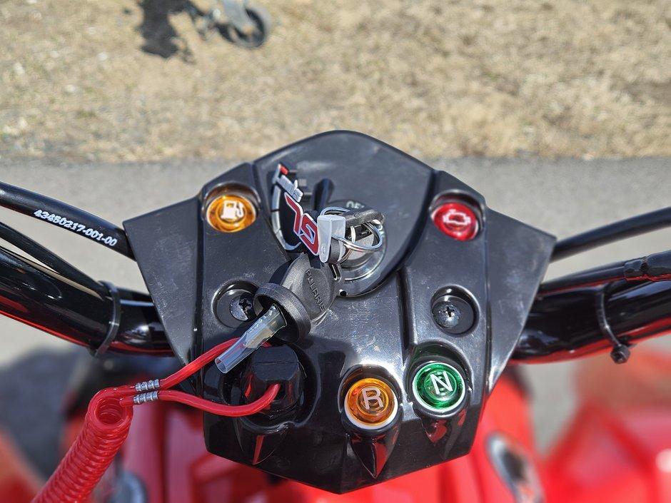 2026 Polaris Outlaw 110 EFI thumbnail 10