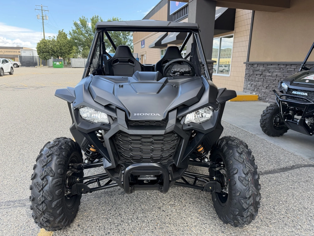 2025 Honda Talon 1000x alt
