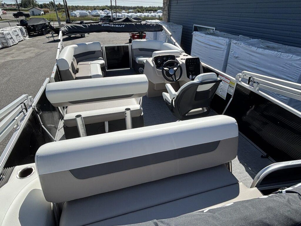 2024 Princecraft Vectra 21r L W/90hp Ct alt