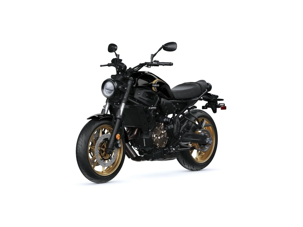 2026 Yamaha Xsr700 alt