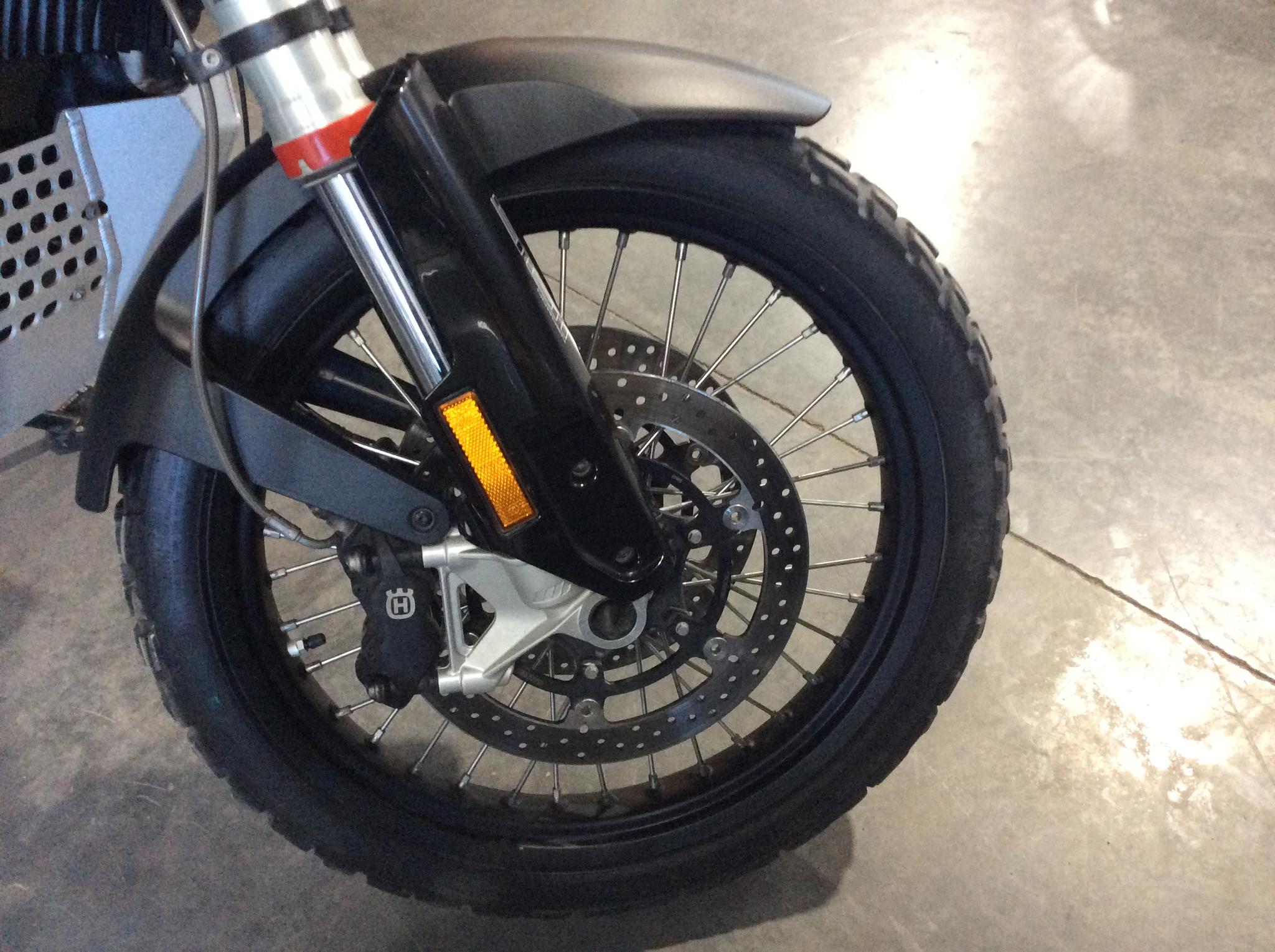 2023 Husqvarna NORDEN Expedition 901 Abs thumbnail 6