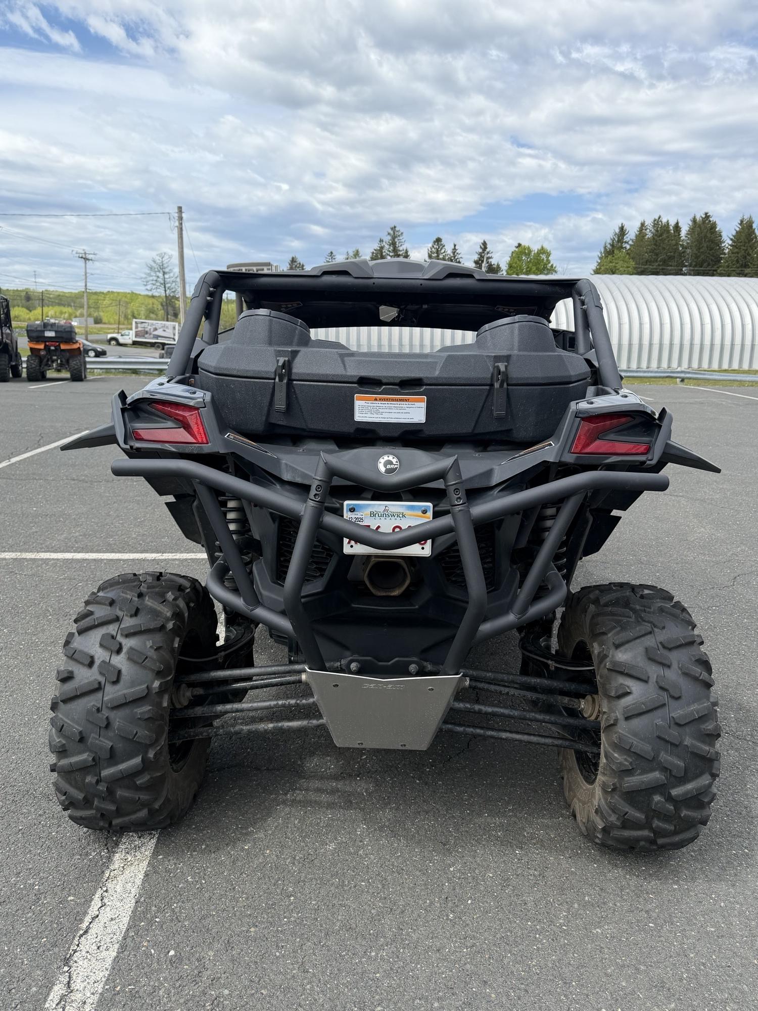 2017 Can-Am Maverick X3 thumbnail 7