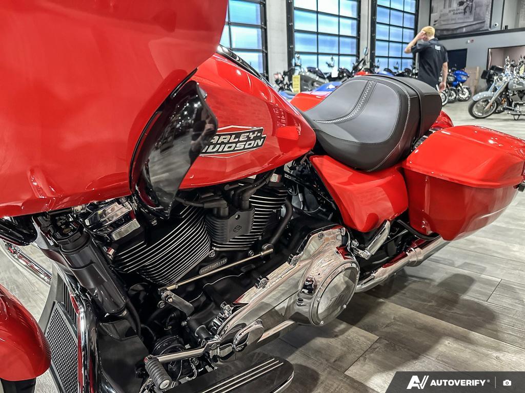 2026 Harley-Davidson ROAD GLIDE thumbnail 15