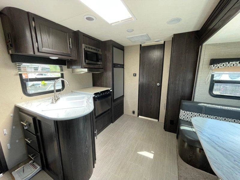 Dutchmen Kodiak 233rbsl 2018 alt