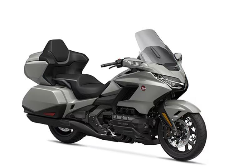 2026 Honda Gold Wing Tour DCT thumbnail 2