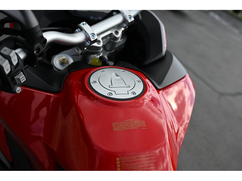 2018 Ducati Multistrada 950 alt