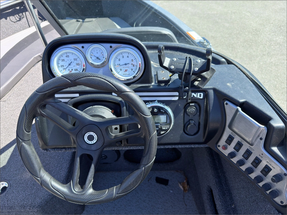 2019 Lund Boat Co 1775 alt