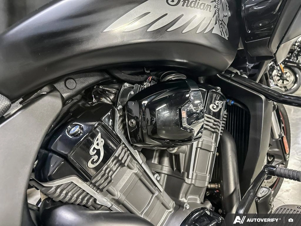 2023 Indian Motorcycle Dark Horse 108 alt