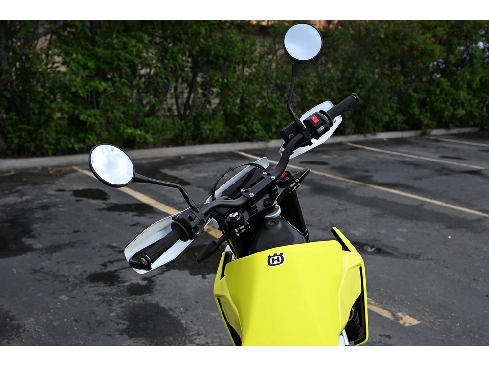 2026 Husqvarna 701 Supermoto alt