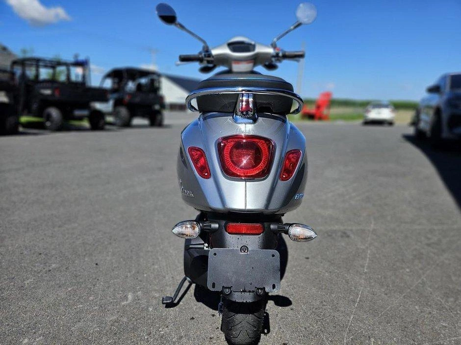 Vespa Elettrica 2020 alt