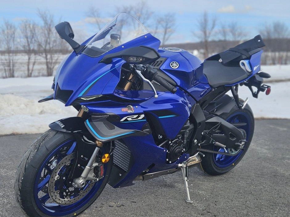 Yamaha Yzf-r1 2026 alt
