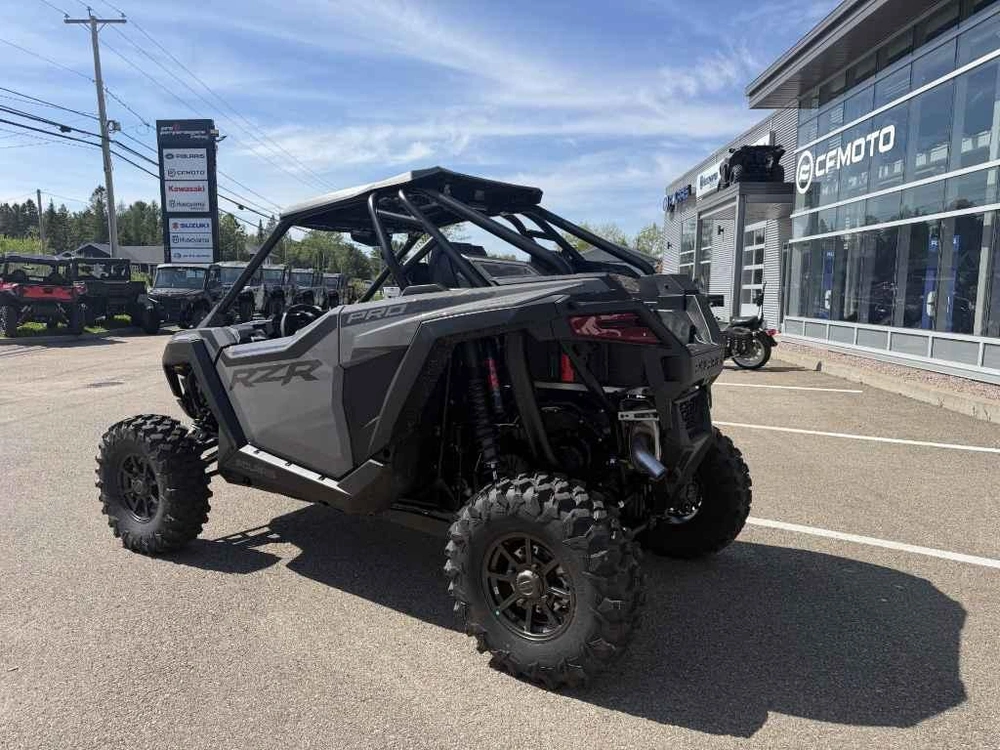 Polaris Rzr Pro Xp Ultimate 2026 alt