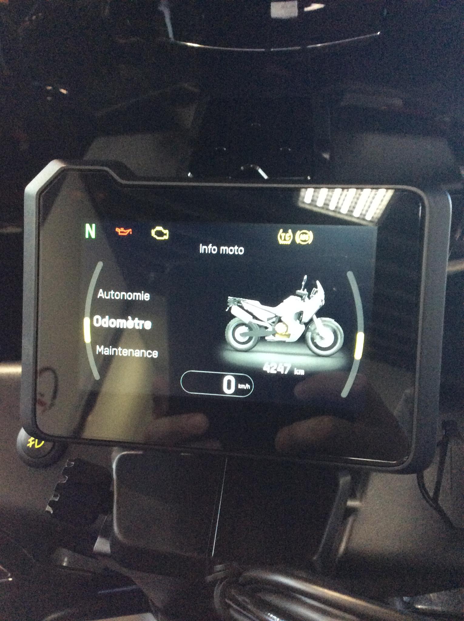 2024 Husqvarna NORDEN 901 thumbnail 12