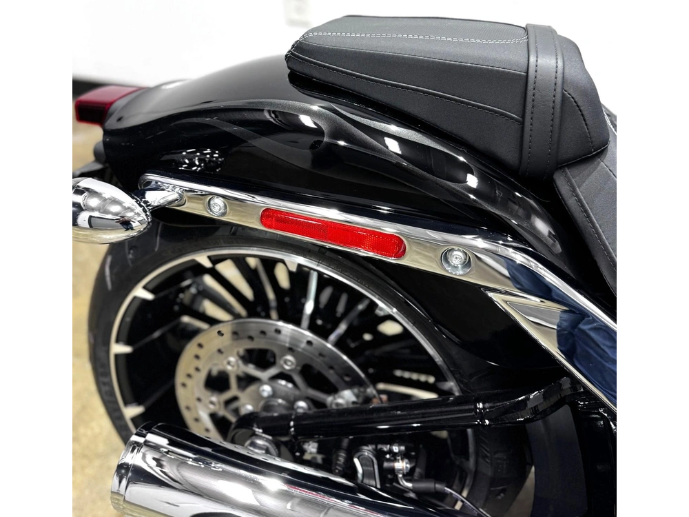 Harley-davidson Breakout Fxbrs 2025 alt