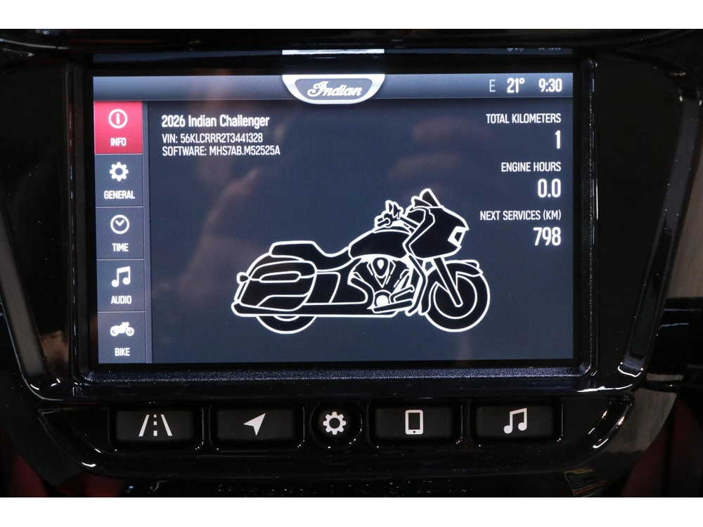 Indian Motorcycle Challenger Dark Horse 2026 alt