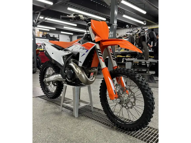 2023 KTM 250 SX thumbnail 8