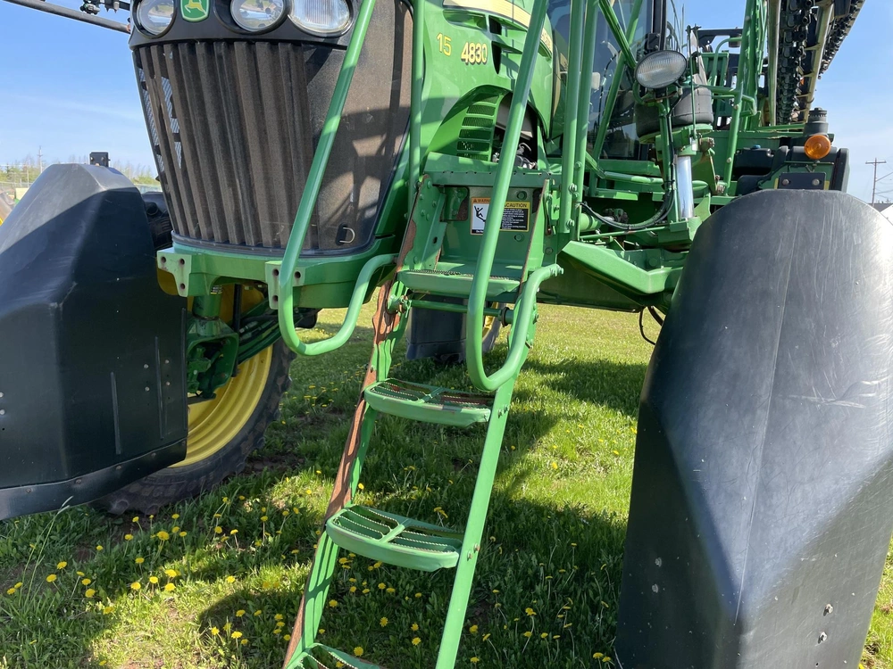 2013 John Deere 4830 alt