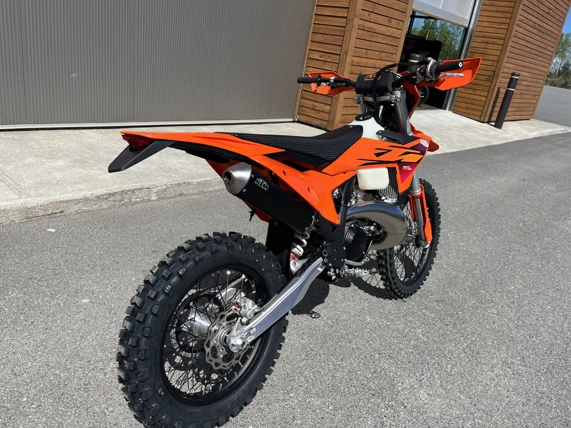 2026 KTM 300 XC-W thumbnail 3