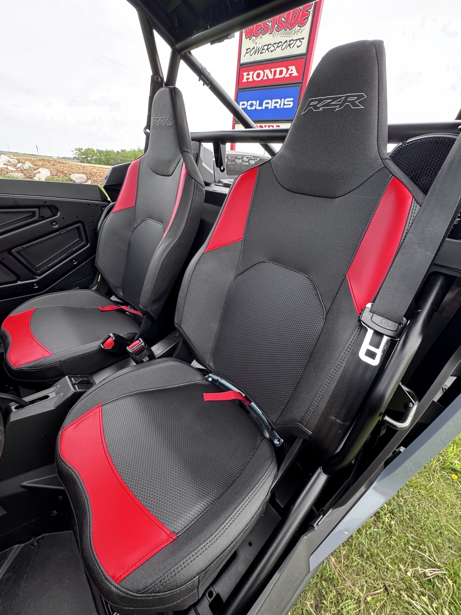 2026 Polaris RZR XP 1000 Ult - Stealth Gray thumbnail 16