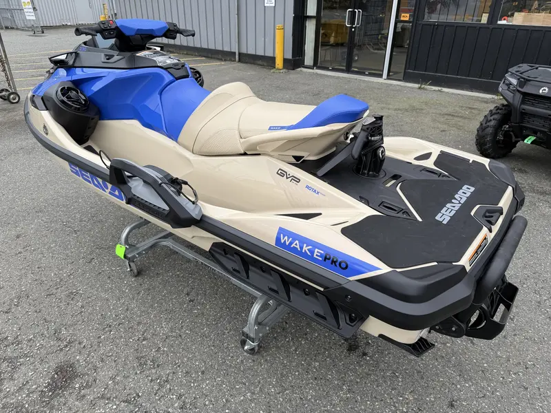 Sea-Doo WAKE™ PRO 230 (Sound system) 2026