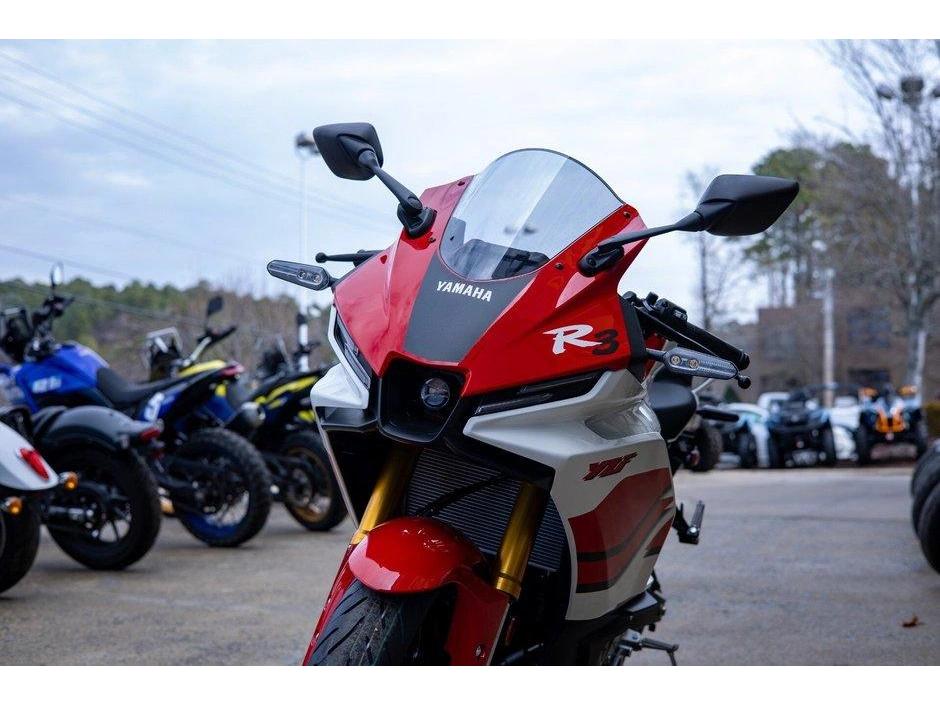 2026 Yamaha Yzf-r3 alt
