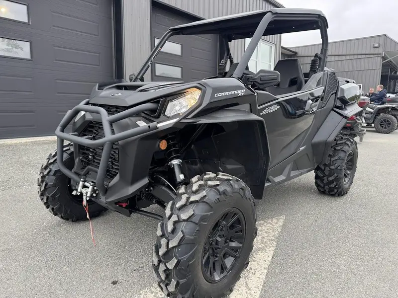 2025 Can-Am Commander XT 1000R