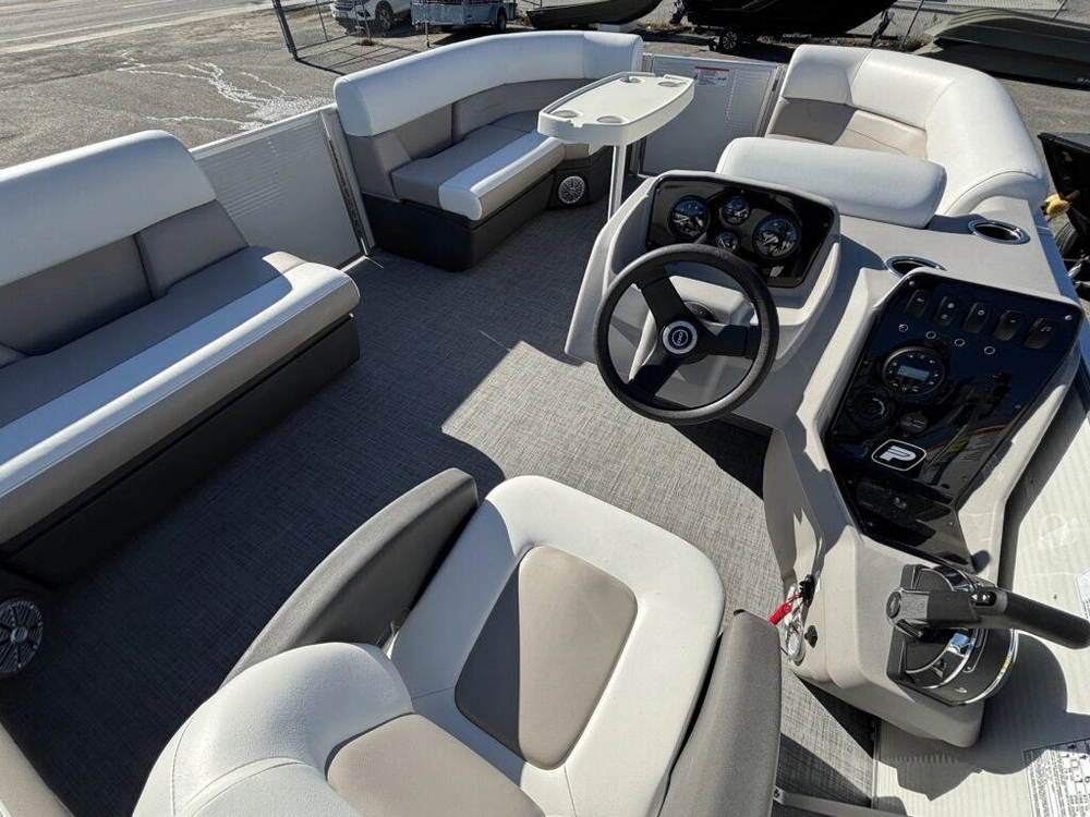 2025 Princecraft Vectra 19 W/40hp alt
