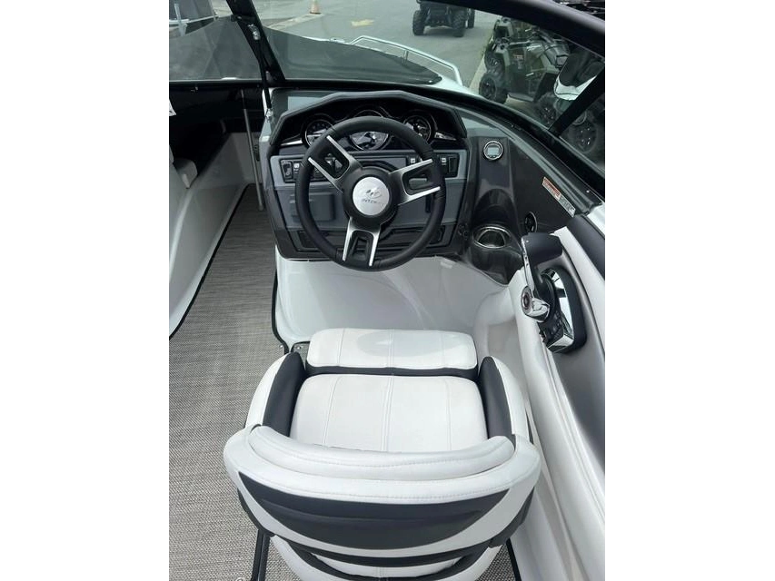 Monterey 224fs Bowrider 2023 alt