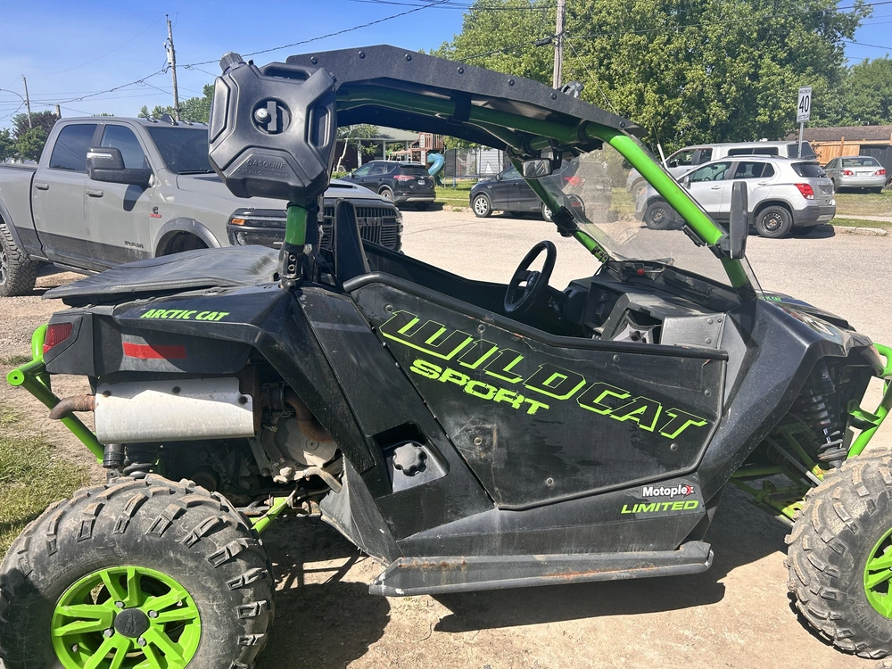 Arctic Cat Wild Cat 700 2016 alt