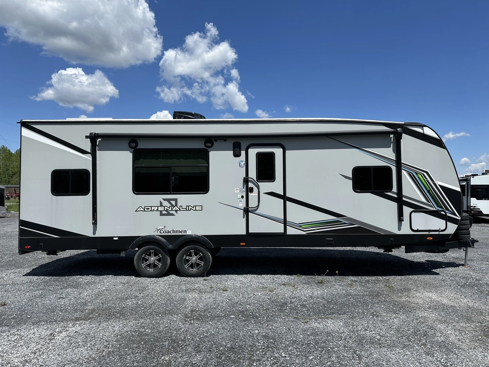 2024 Coachmen Adrenaline 27kb alt