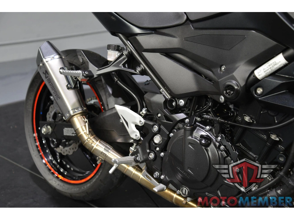 2021 Kawasaki Z400 Abs alt