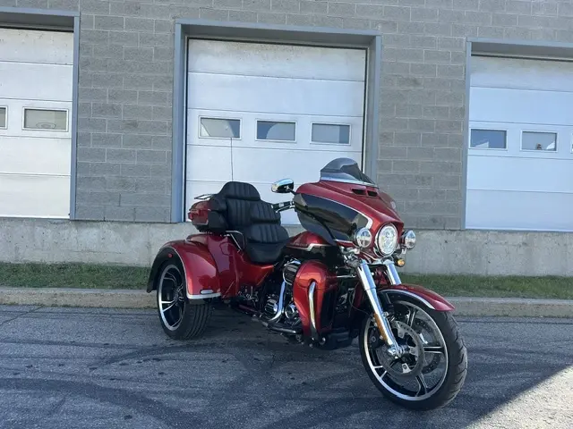 2021 Harley-Davidson Tri Glide Ultra CVOFLHTCUTGSE