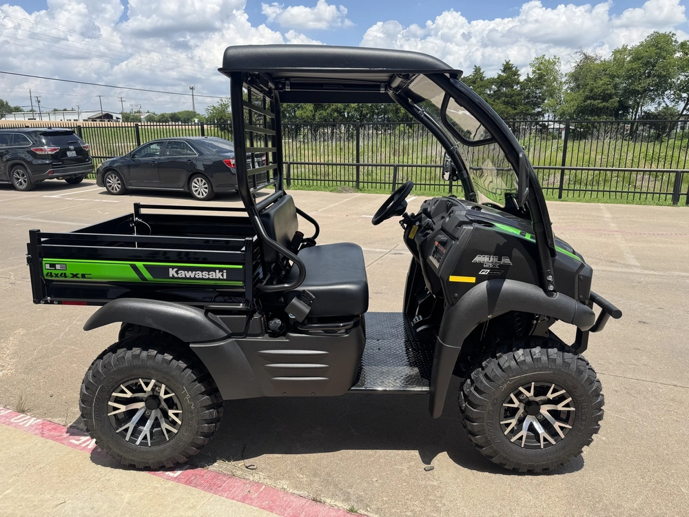 2026 Kawasaki Mule Sx Fi 4x4 Xc Le alt