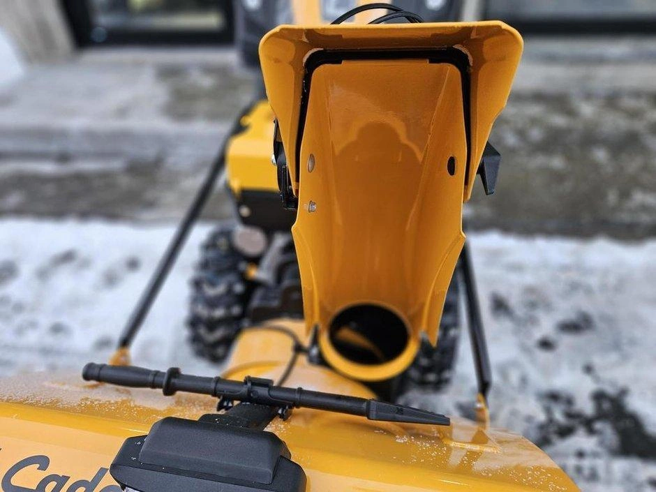 2024 Cub Cadet 2x 30 Hd alt