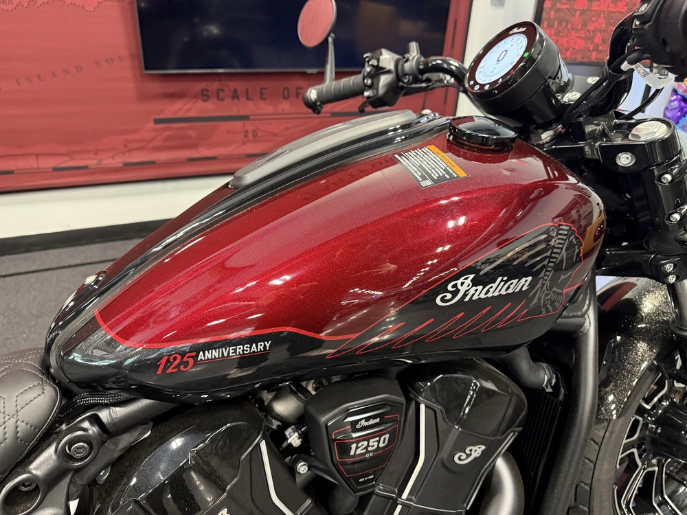 2026 Indian Motorcycle 125th Anniversary Scout Bobber alt